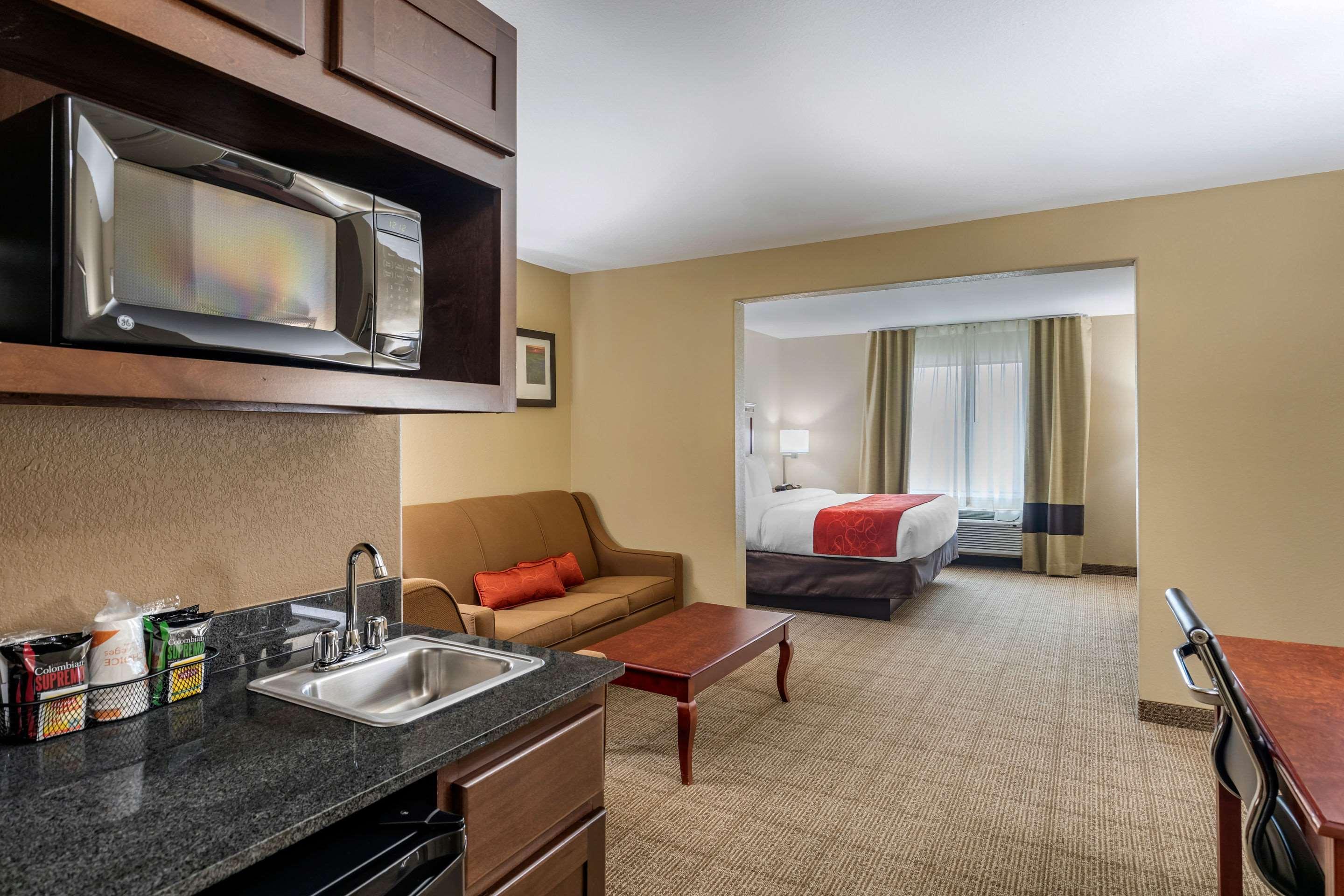 Comfort Suites Ennis Eksteriør bilde