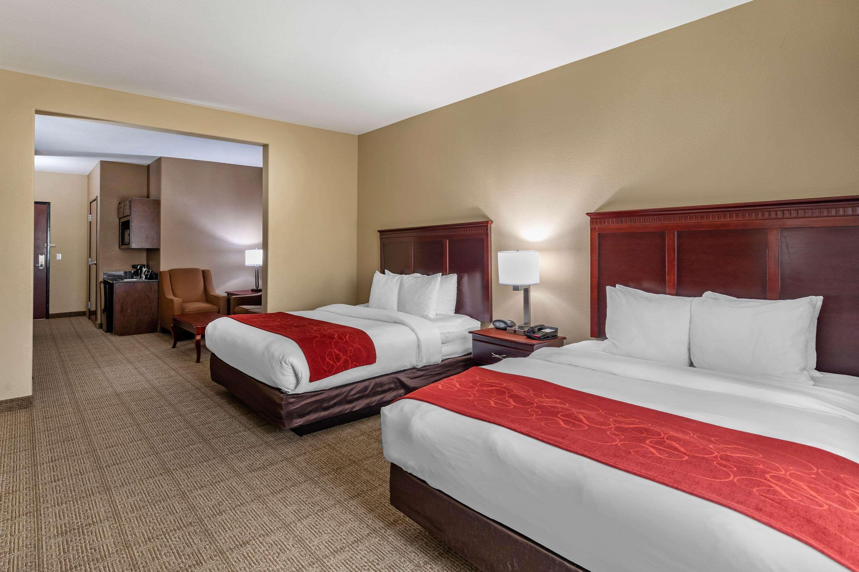 Comfort Suites Ennis Eksteriør bilde