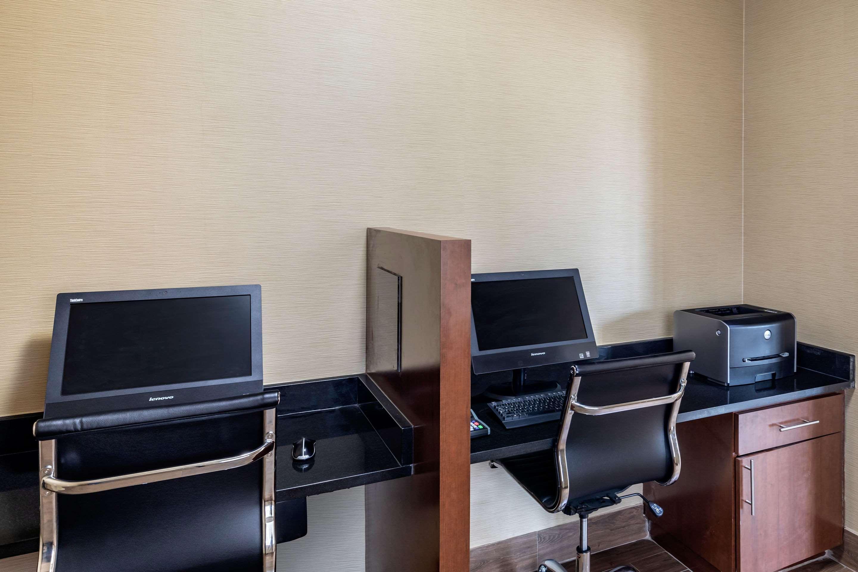Comfort Suites Ennis Eksteriør bilde