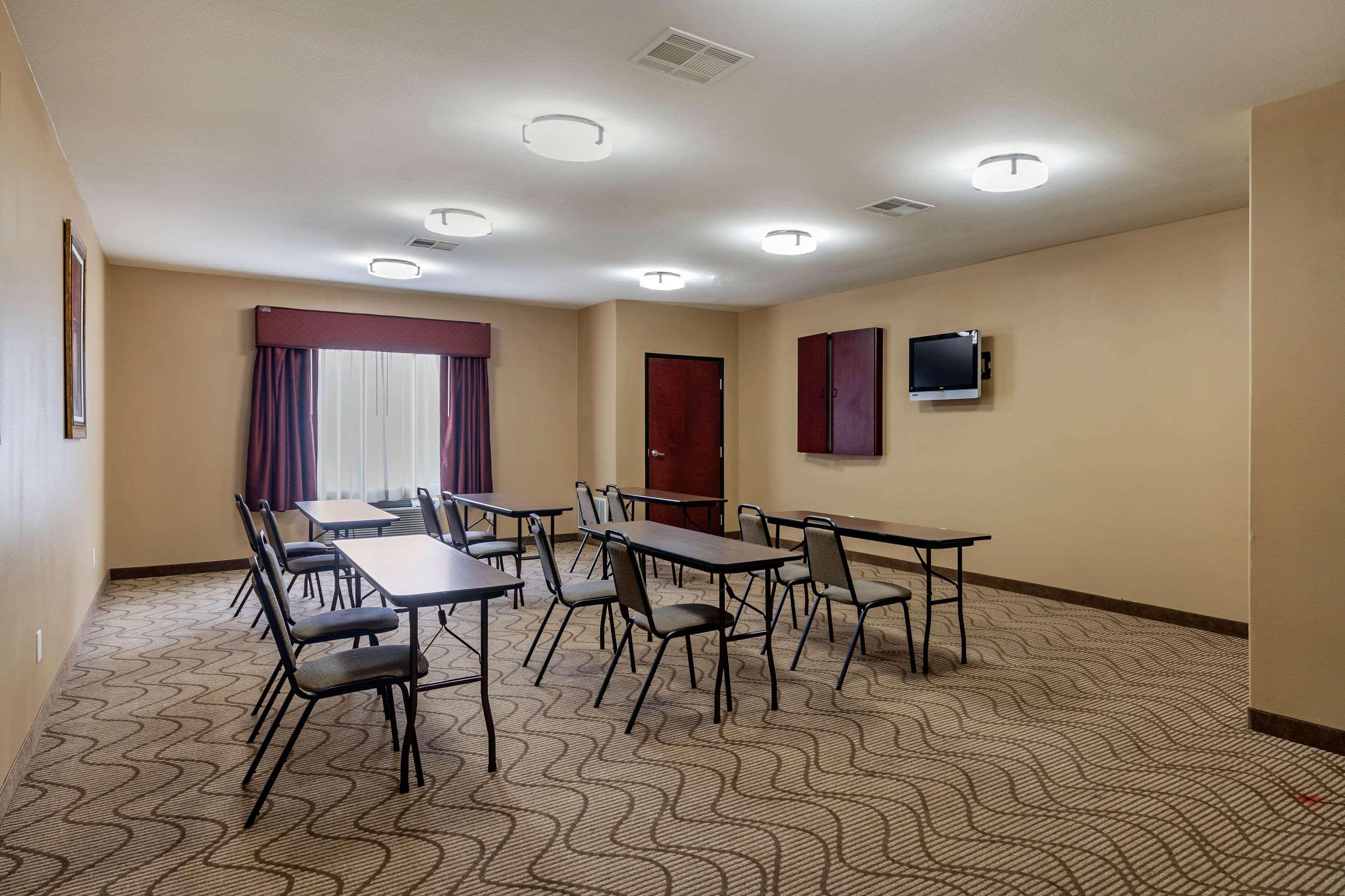 Comfort Suites Ennis Eksteriør bilde