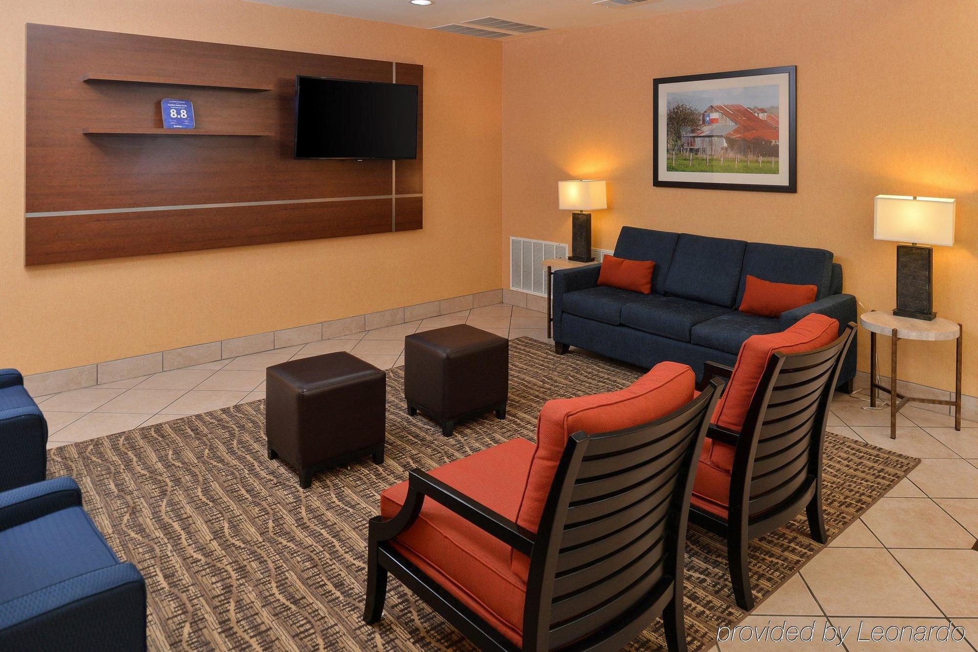 Comfort Suites Ennis Eksteriør bilde