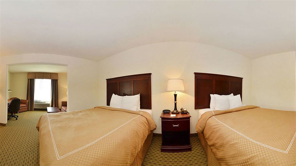Comfort Suites Ennis Eksteriør bilde