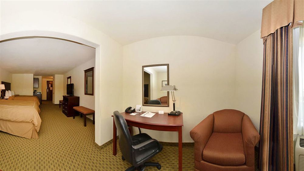 Comfort Suites Ennis Eksteriør bilde