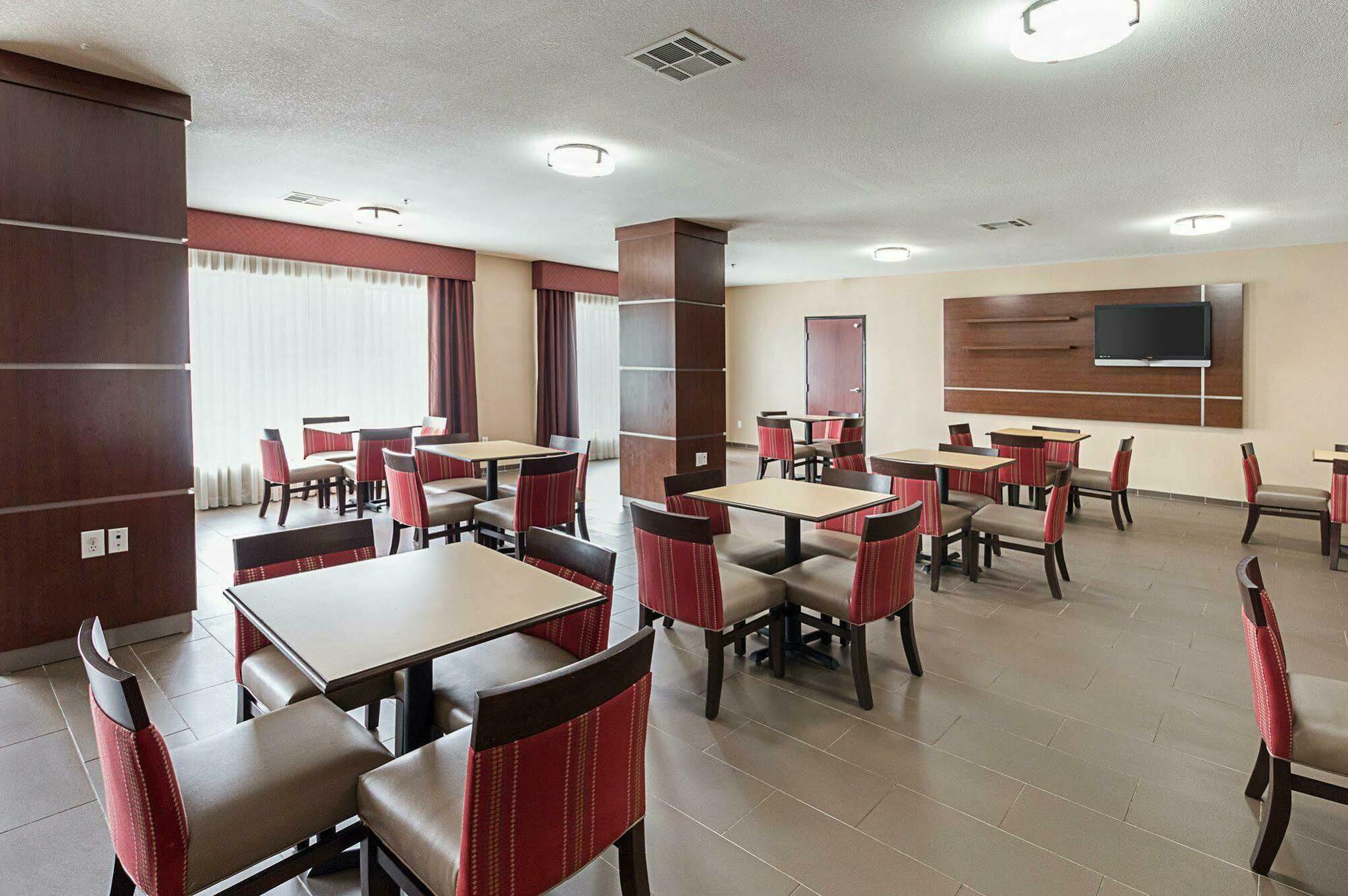 Comfort Suites Ennis Eksteriør bilde